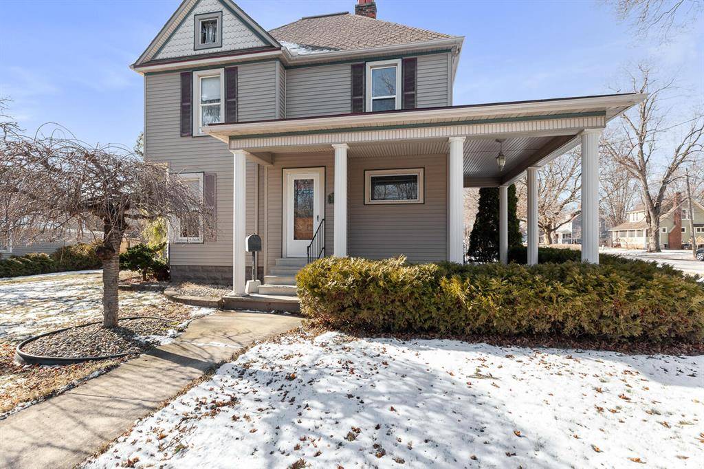 Adrian, MI 49221,404 S Mckenzie Street S
