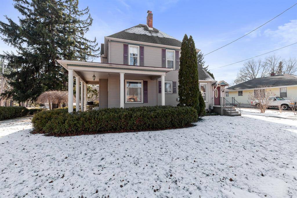 Adrian, MI 49221,404 S Mckenzie Street S