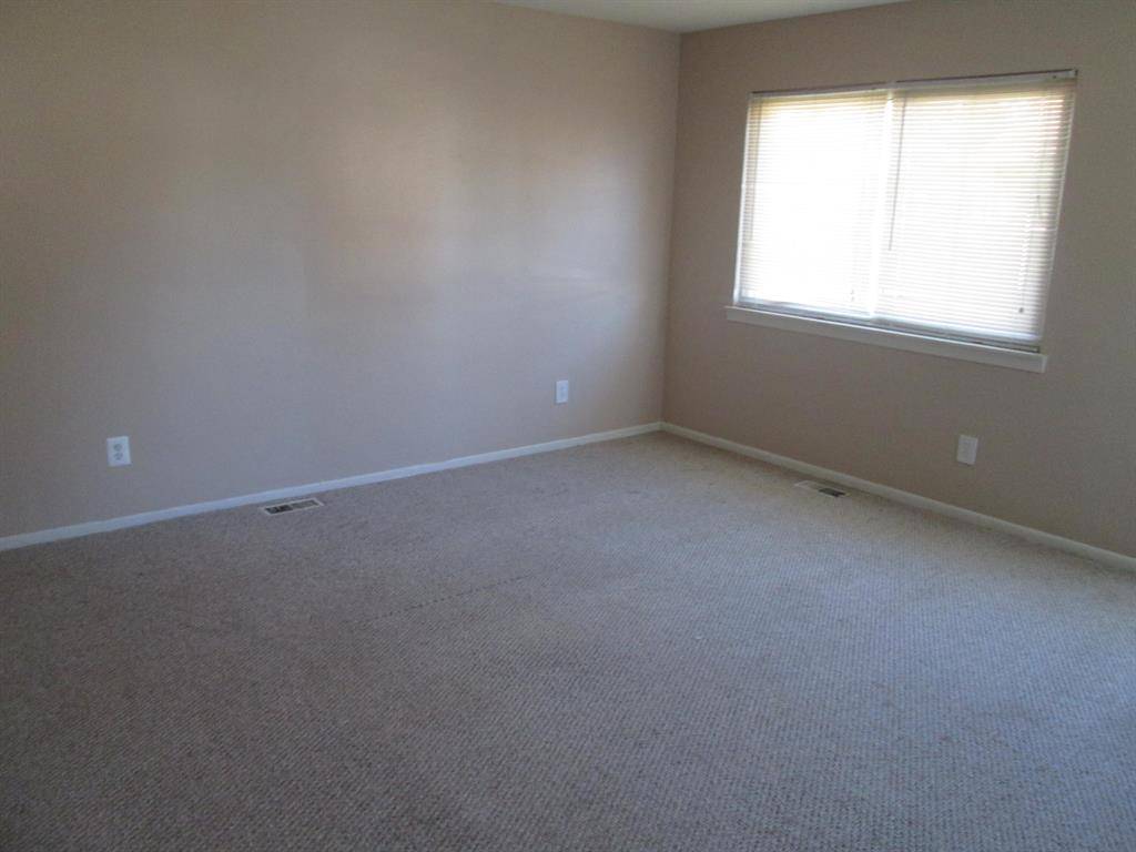 Eastpointe, MI 48021,23156 Donald Avenue