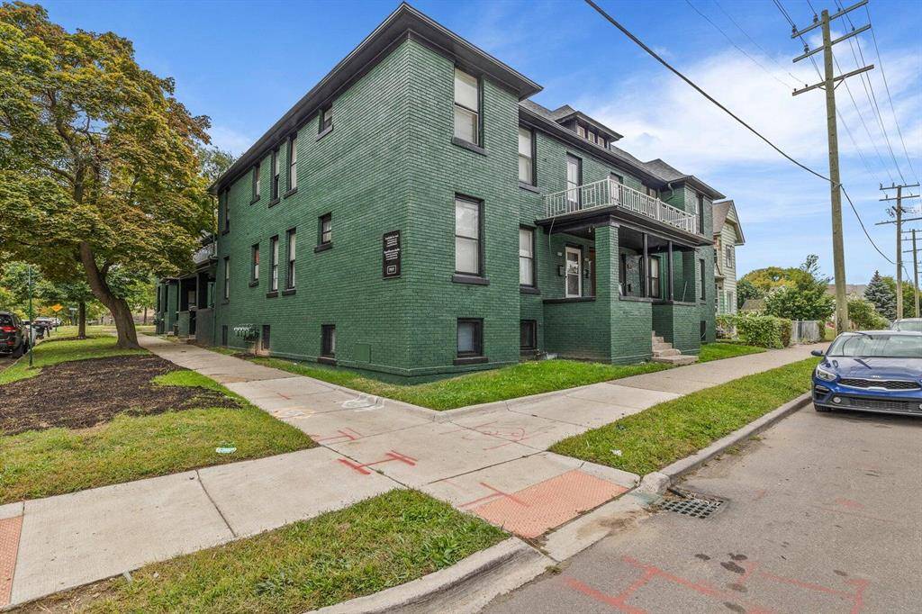 Detroit, MI 48209,5807 Toledo Street