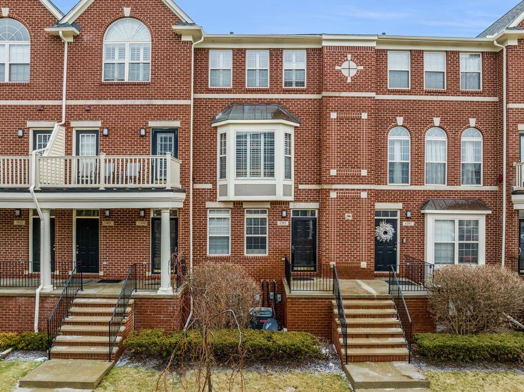 Troy, MI 48084,1393 Raliegh Place