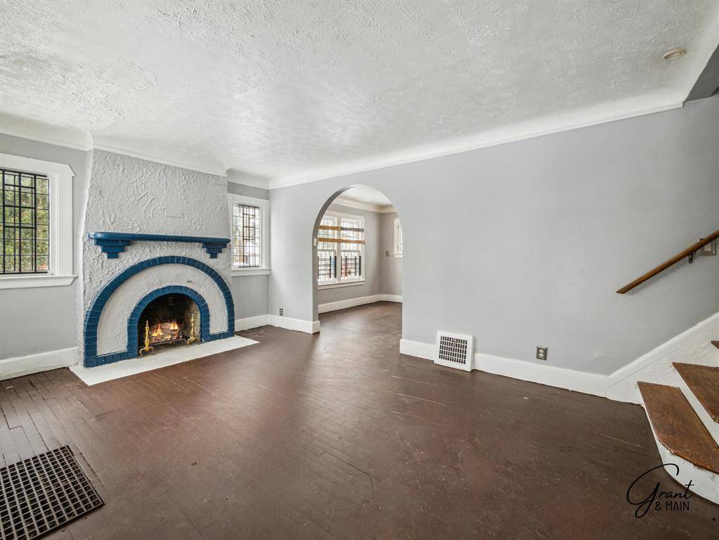 Detroit, MI 48227,14611 Sussex Street