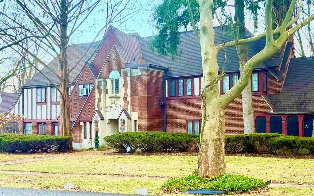 Detroit, MI 48203,1735 Lincolnshire Drive