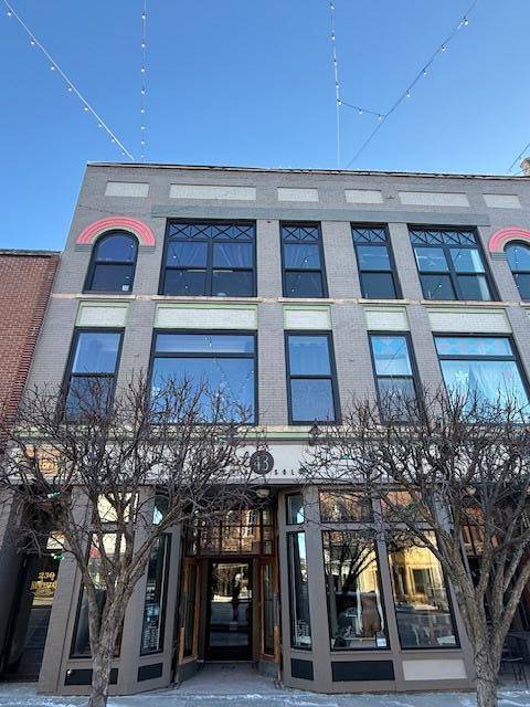 Port Huron Twp, MI 48060,230 Huron Avenue