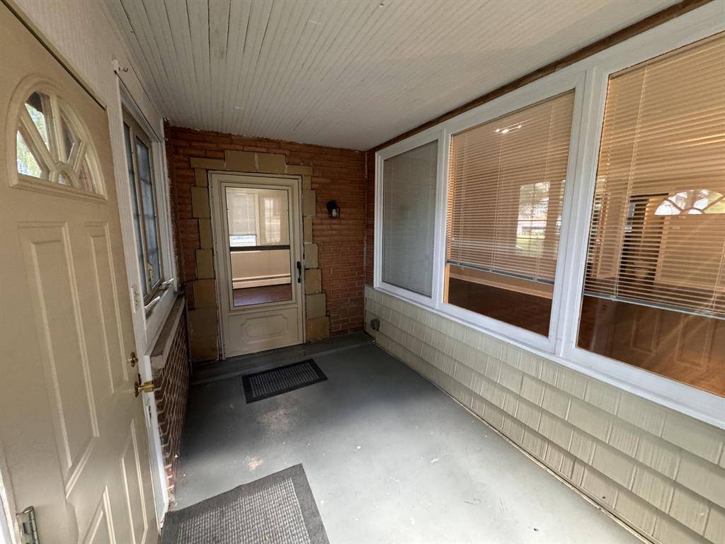 Grosse Pointe Park, MI 48230,1032 Beaconsfield Avenue