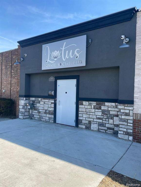 Detroit, MI 48235,16166 Meyers Road