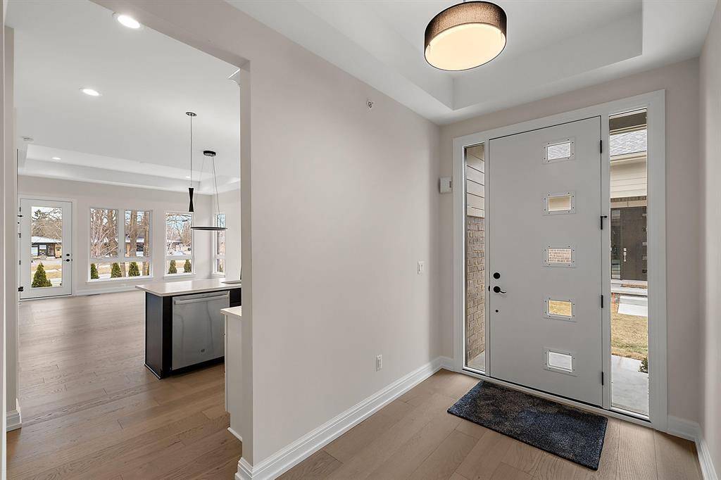West Bloomfield Twp, MI 48322,7479 Gramercy Circle Building: 4 16