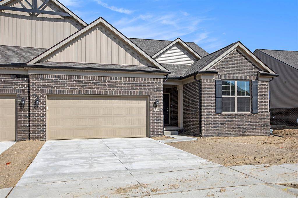 Pittsfield Twp, MI 48108,710 W Spaniel Drive