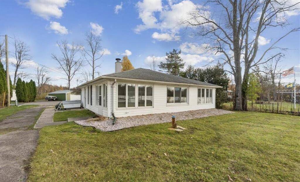 Hamburg Twp, MI 48189,10922 Bob White Beach Boulevard