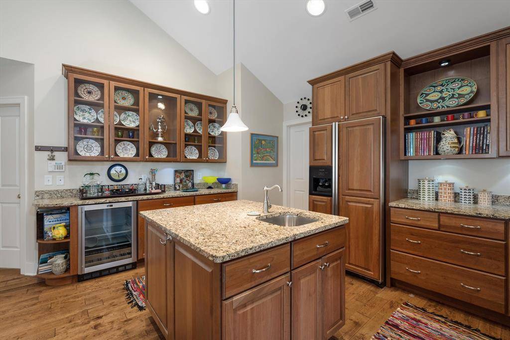 Ann Arbor, MI 48104,639 N 4th Avenue