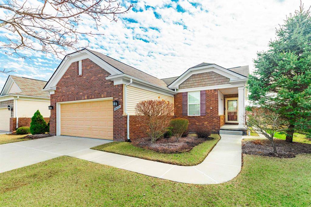 Brownstown Twp, MI 48134,26429 ROCK LAKE CT