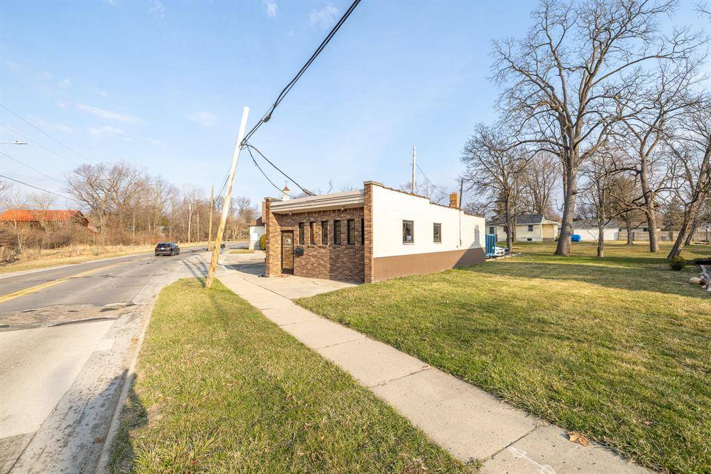 Flat Rock, MI 48134,25770 Huron River Drive
