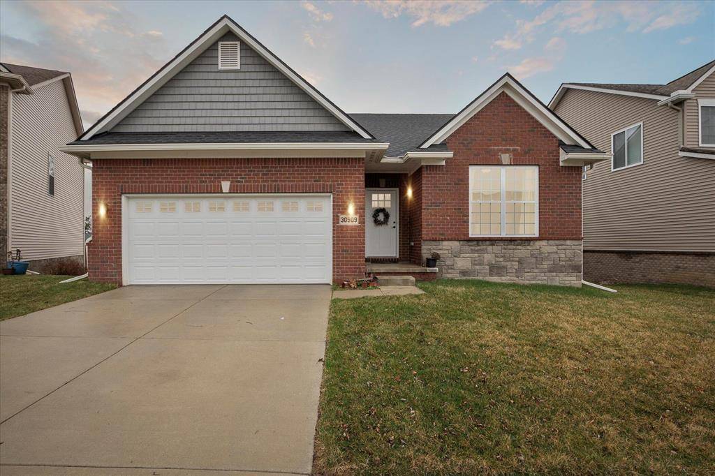 Lyon Twp, MI 48165,30909 Asbury Hill Court