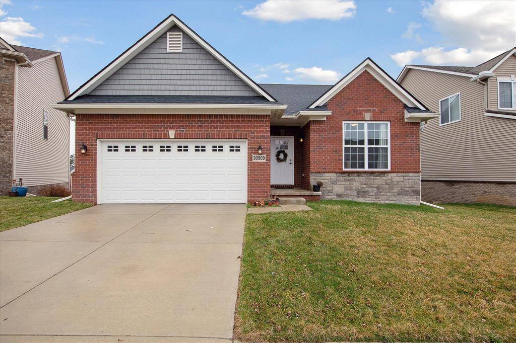 Lyon Twp, MI 48165,30909 Asbury Hill Court