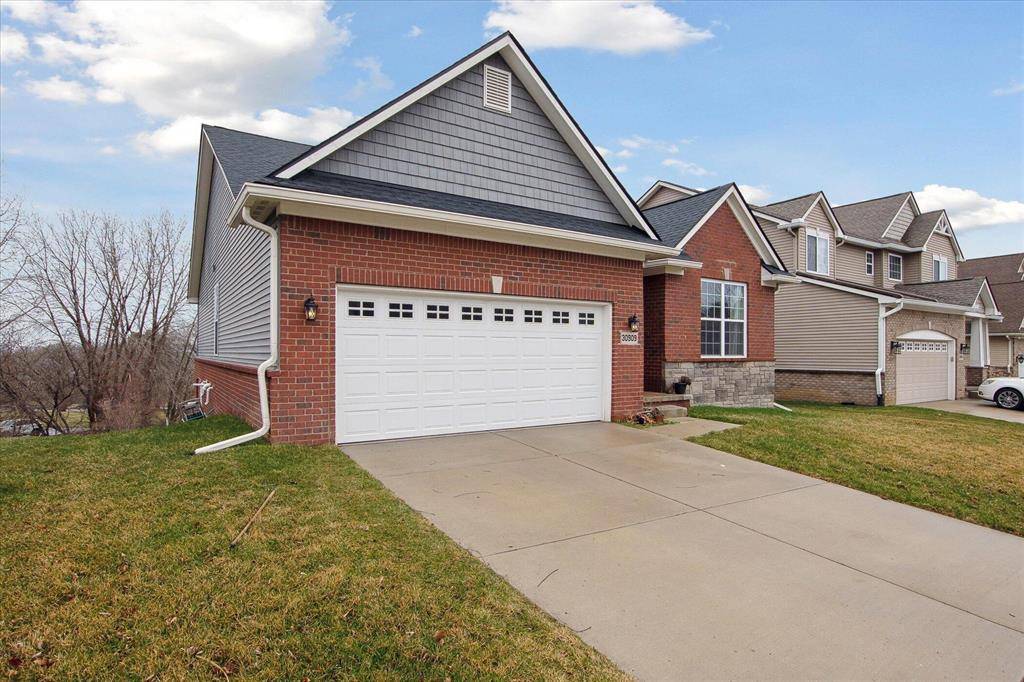 Lyon Twp, MI 48165,30909 Asbury Hill Court
