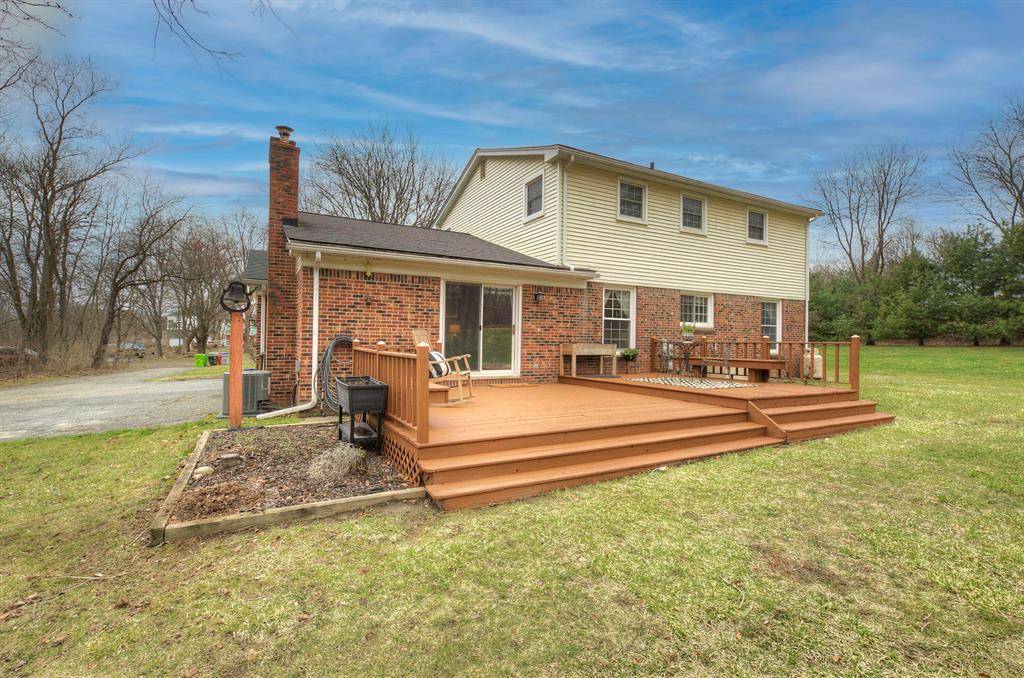 South Lyon, MI 48178,22510 Clarkshire Drive