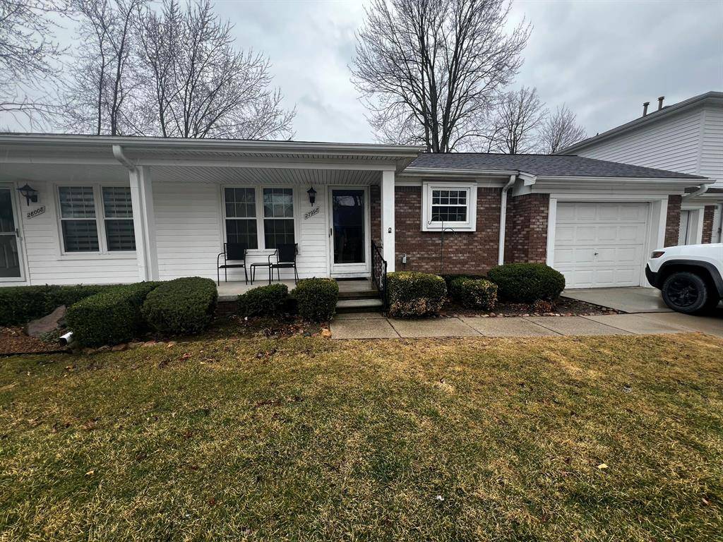 Harrison Twp, MI 48045,27998 Red Cedar Lane