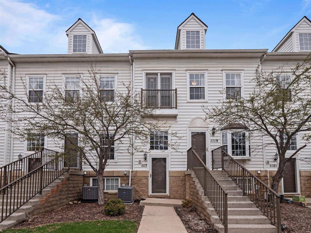 Ann Arbor, MI 48105,1117 Freesia Court