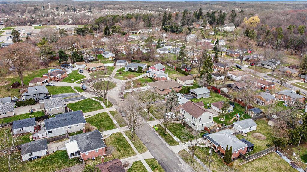Milford Vlg, MI 48381,733 Manordale Court