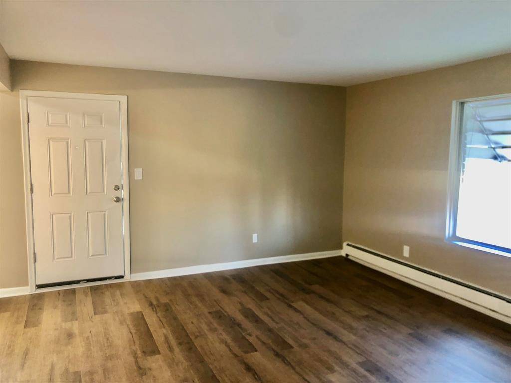 Detroit, MI 48219,17161 REDFORD Street 114