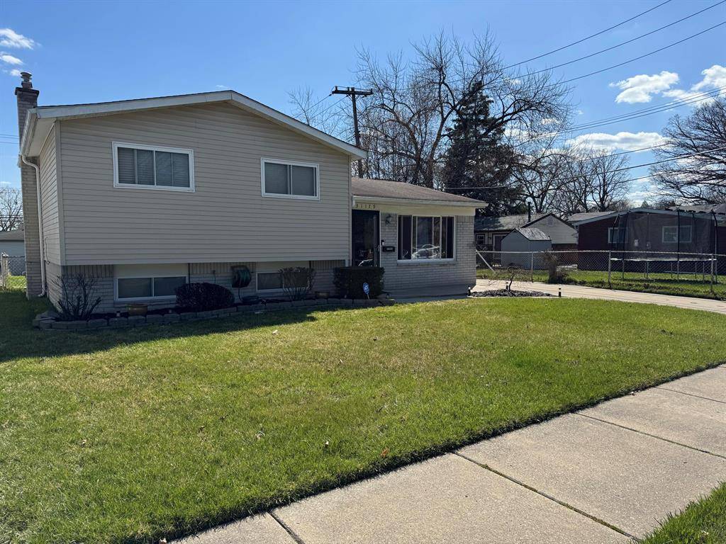 Westland, MI 48186,31179 Avondale Street