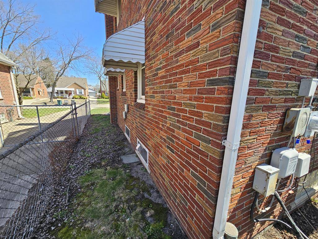 Dearborn, MI 48128,2001 N Denwood Street