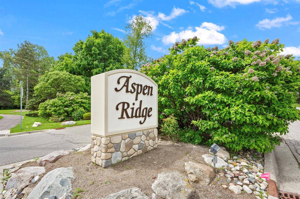 West Bloomfield Twp, MI 48322,6352 Aspen Ridge Boulevard Building: 6352.00