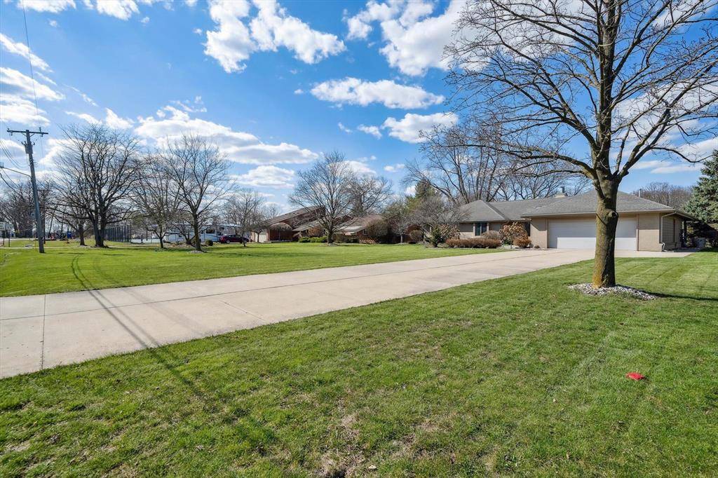Van Buren Twp, MI 48111,47724 Denton Road
