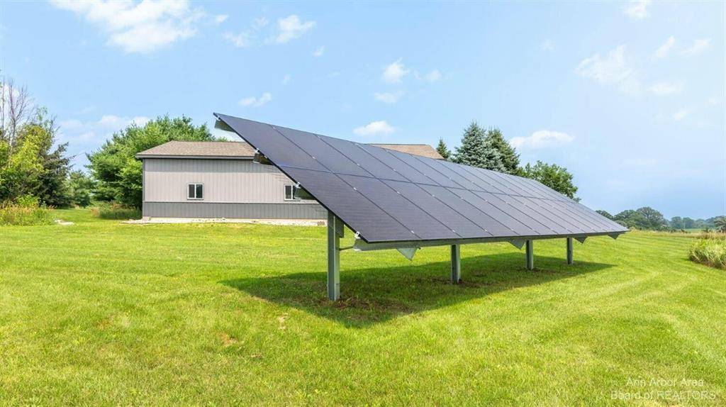 Sylvan Twp, MI 48118,19325 Sibley Road