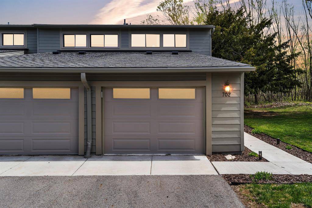 Ann Arbor, MI 48105,702 Peninsula Court