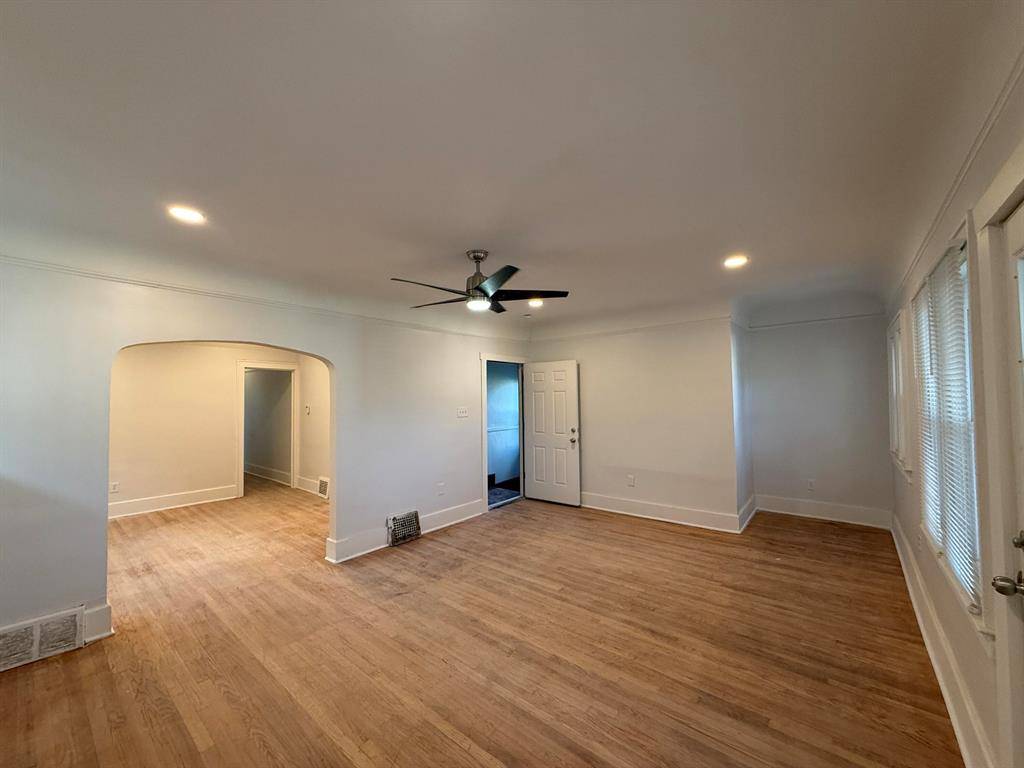 Detroit, MI 48206,2920 Virginia Park Street 2