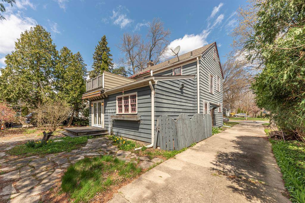 Ann Arbor, MI 48103,1405 Harbooke Avenue