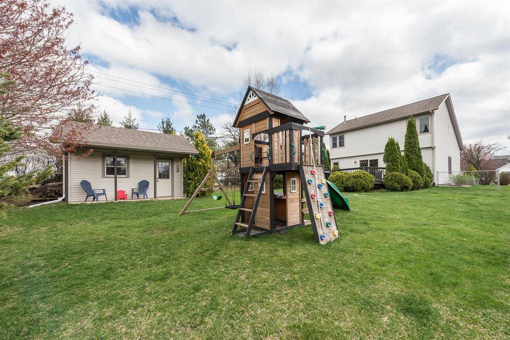Saline, MI 48176,1521 Maplewood Drive