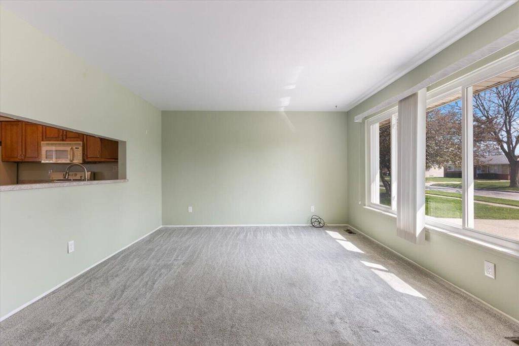 Sterling Heights, MI 48312,33573 Cornelissen Drive