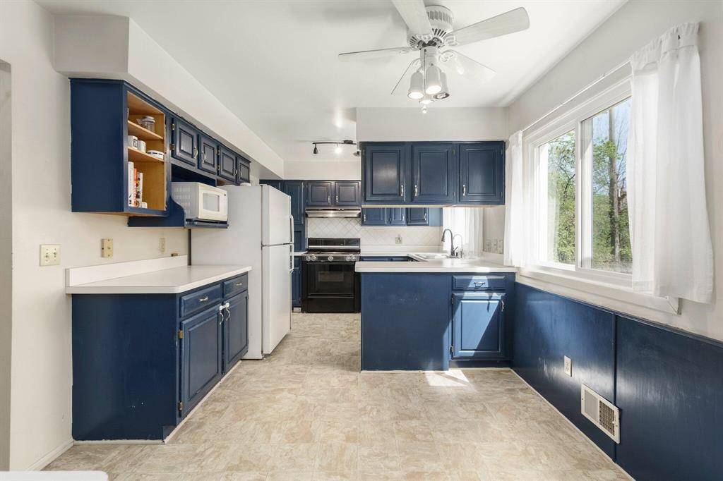 Oak Park, MI 48237,14160 Ludlow Place