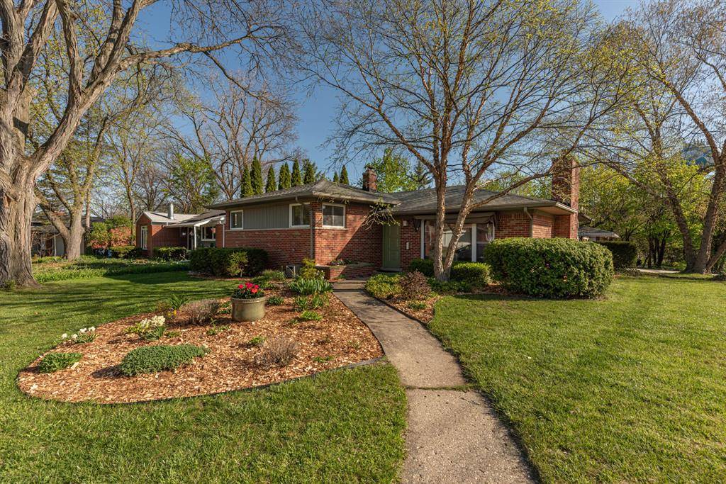 Ann Arbor, MI 48104,2441 Buckingham Road