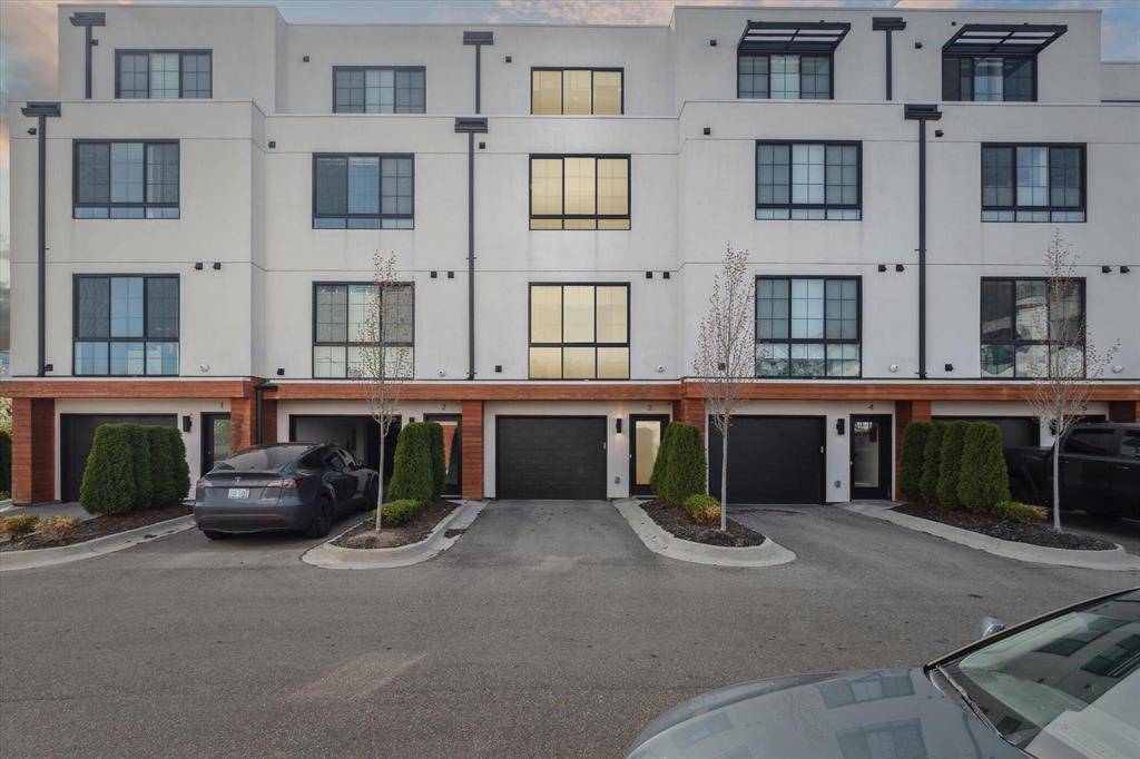 Royal Oak, MI 48067,533 E Harrison 3