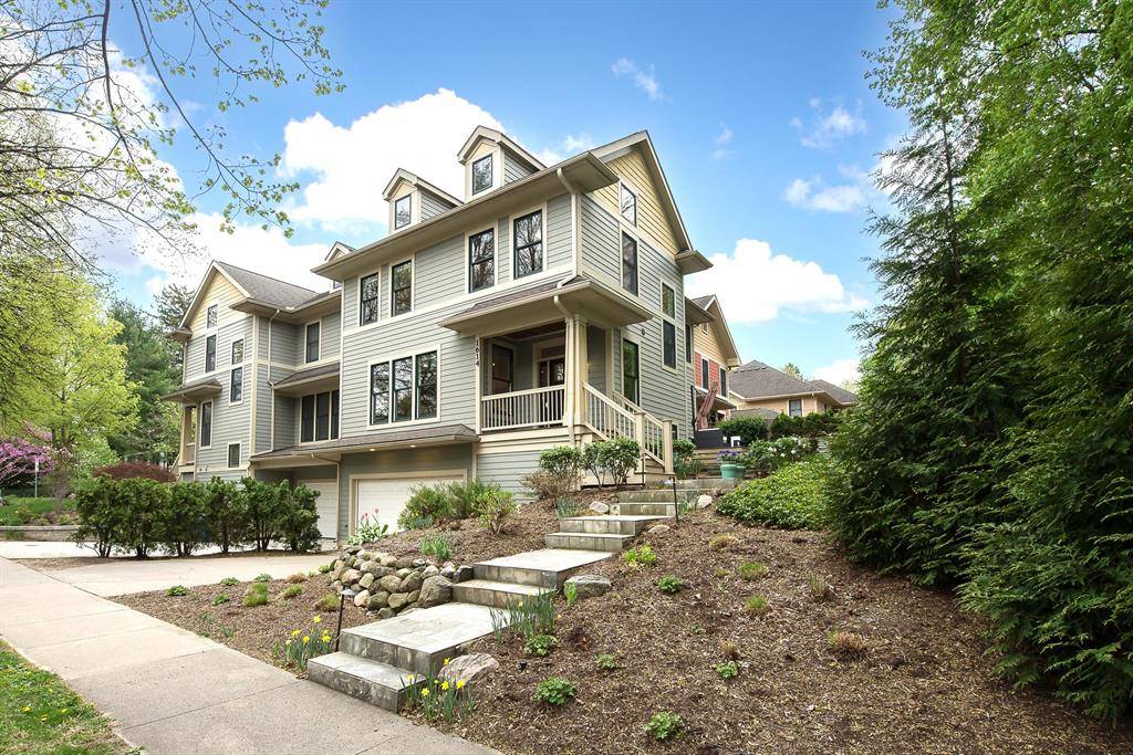 Ann Arbor, MI 48104,1614 Cambridge Road