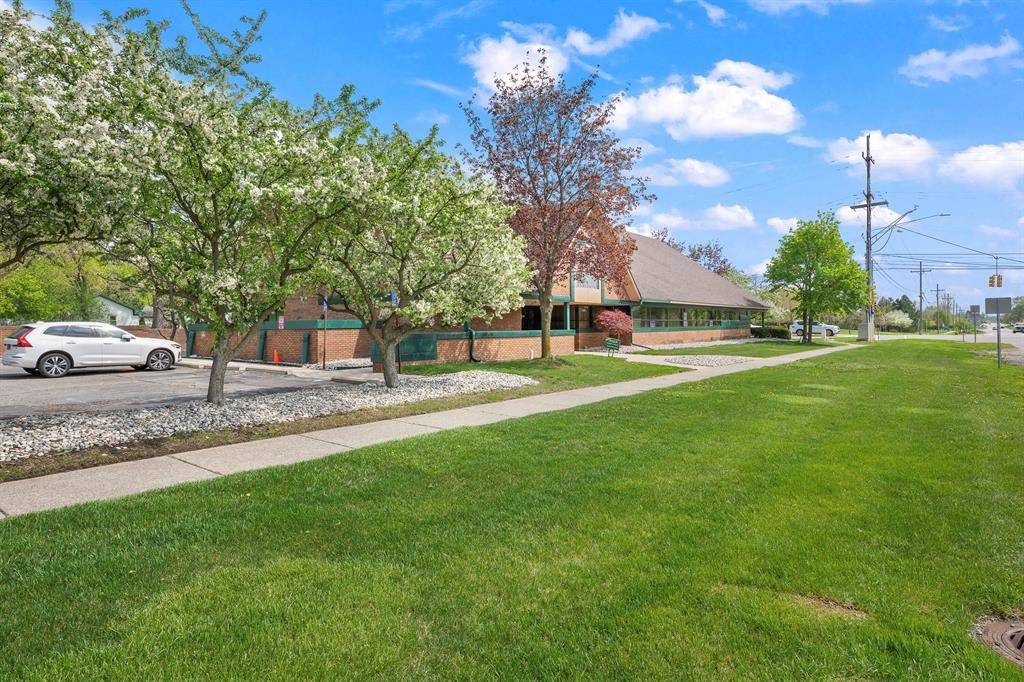 Novi, MI 48375,45380 W 10 Mile Road