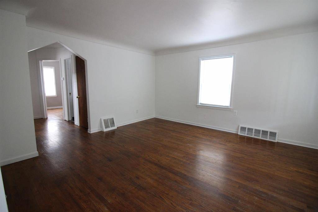 Wyandotte, MI 48192,940 Cora Street