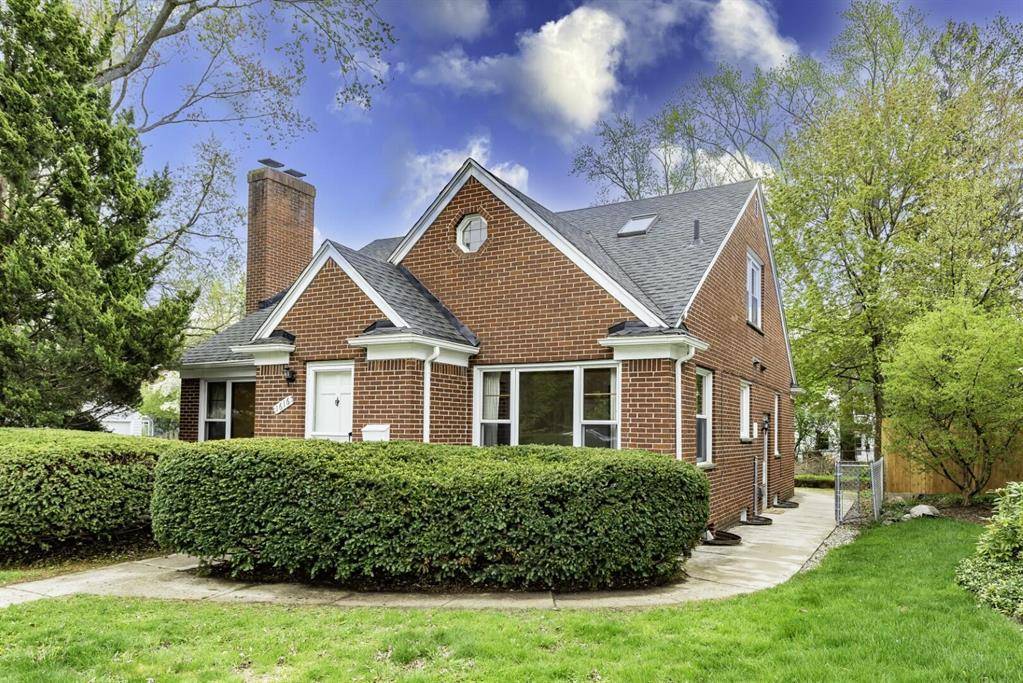 Ann Arbor, MI 48104,1616 Morton Avenue