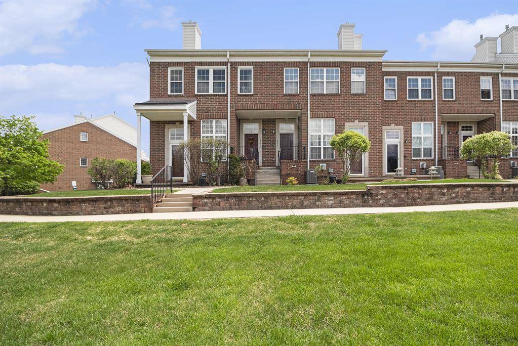 Ann Arbor, MI 48104,1894 Lindsay Lane