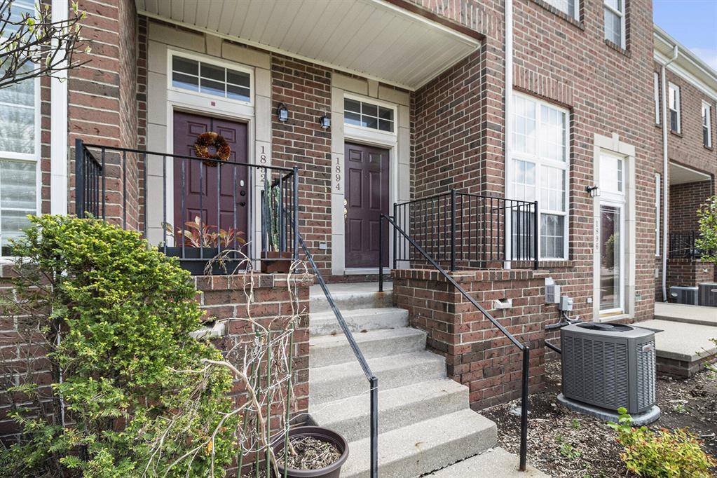 Ann Arbor, MI 48104,1894 Lindsay Lane