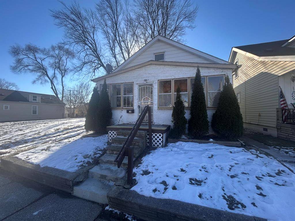 Hazel Park, MI 48030,32 E George Avenue