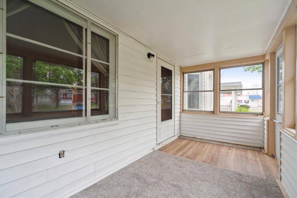 Lansing, MI 48910,715 W Holmes Road