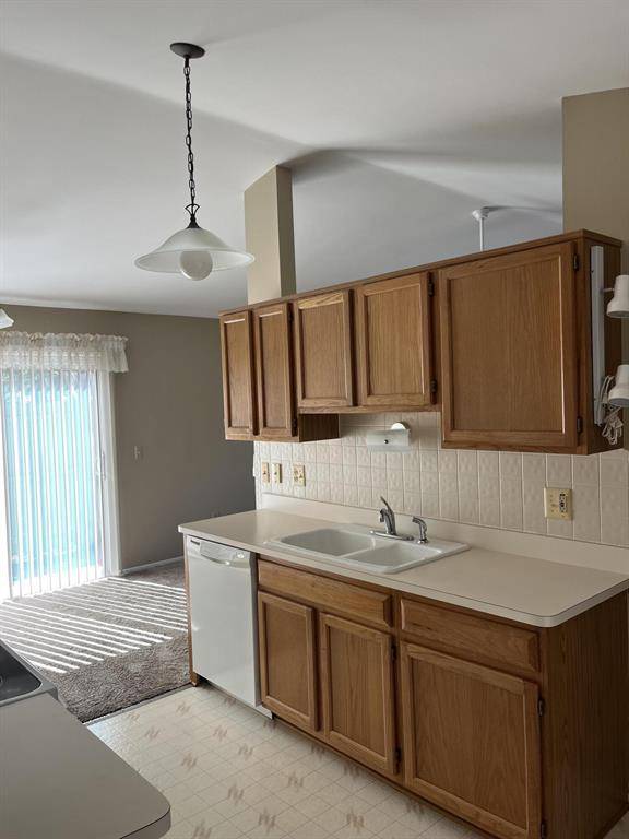 Waterford Twp, MI 48328,3146 Hidden Trail