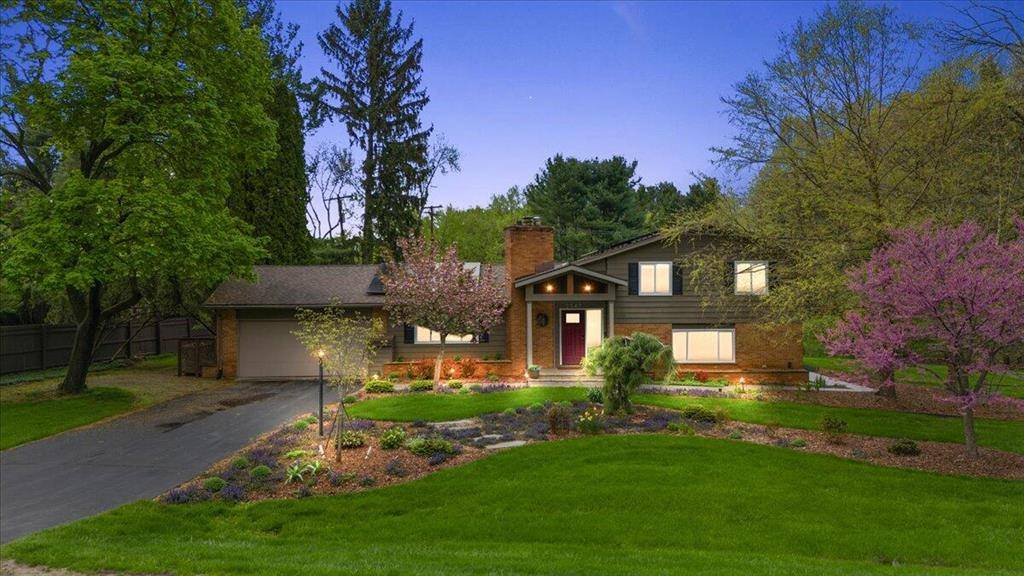Ann Arbor Twp, MI 48103,2342 Blueberry Lane