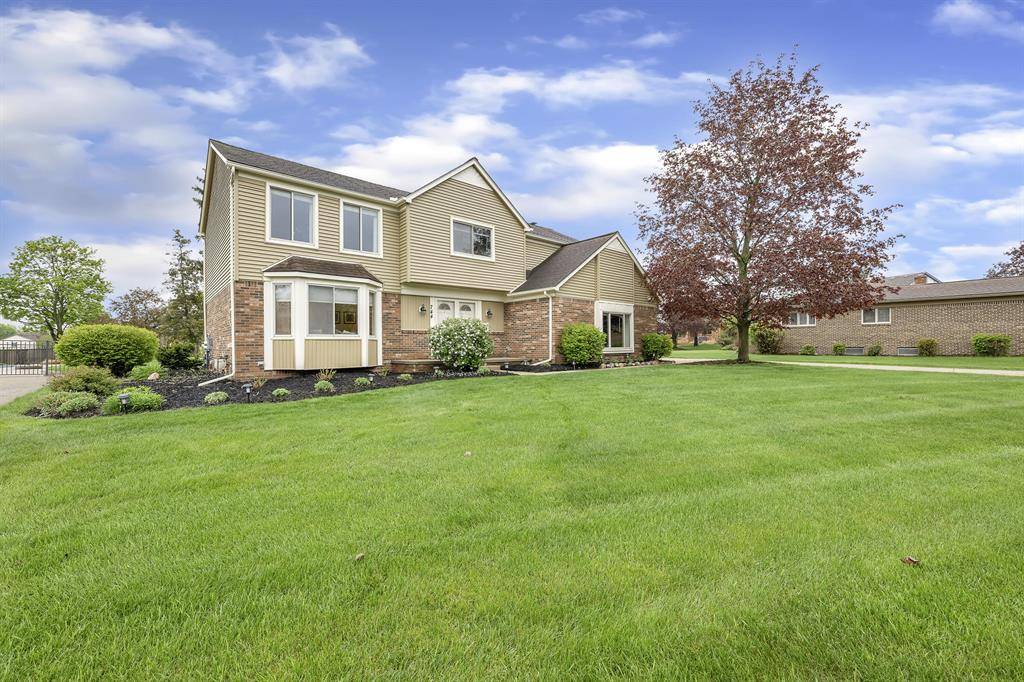 Rochester Hills, MI 48307,744 Lockmoore Court