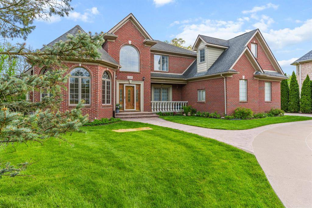Troy, MI 48085,1348 Larayne Drive