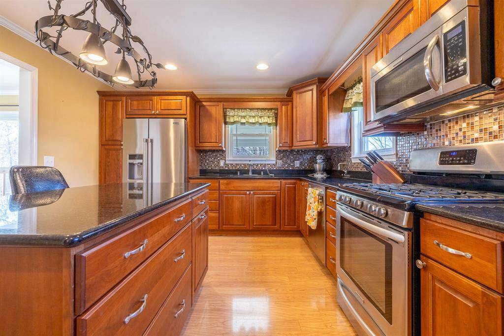Ash Twp, MI 48117,1719 Center Street